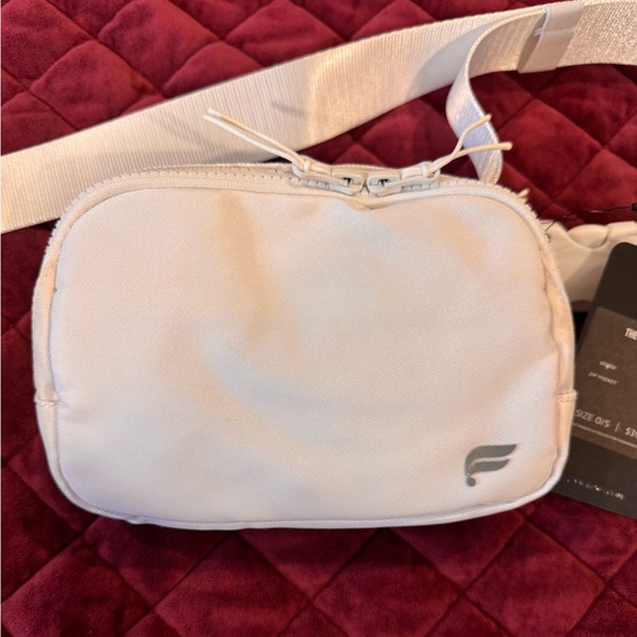 Fabletics White Crossbody Bag - Picture 2 of 3